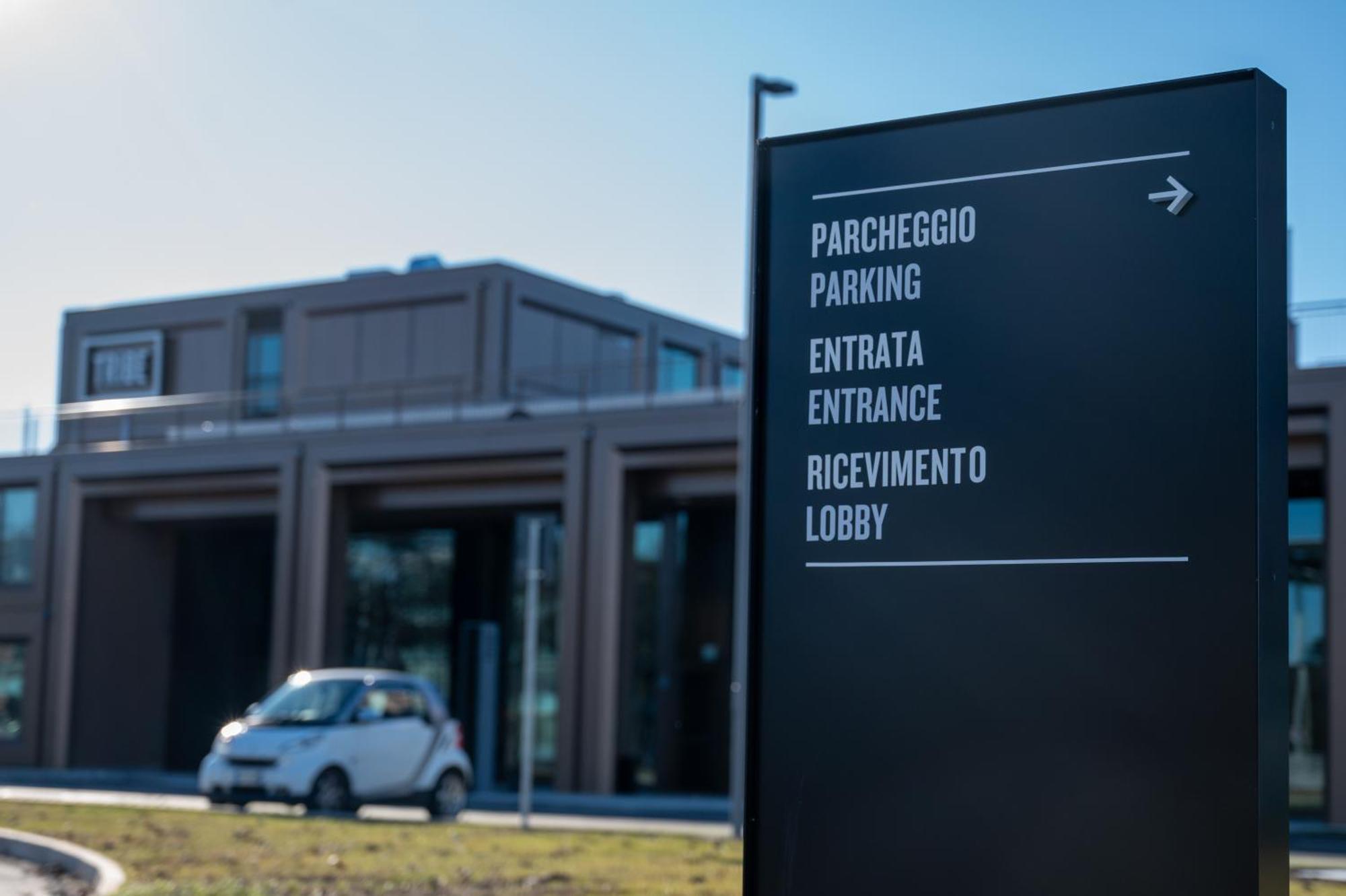 Tribe Milano Malpensa Hotel Vizzola Ticino Ngoại thất bức ảnh